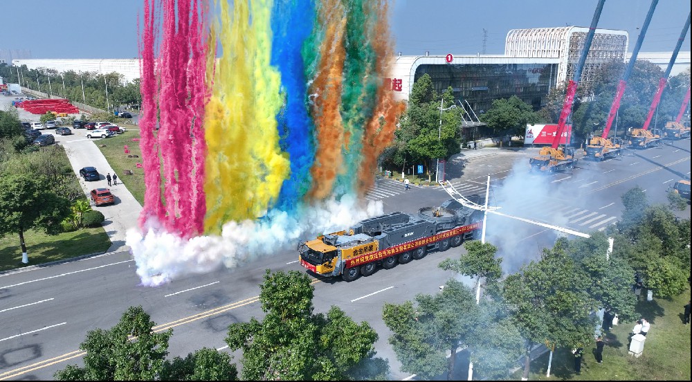 热烈祝贺合生喜提全球最大三一轮式起重机SAC40000T ！